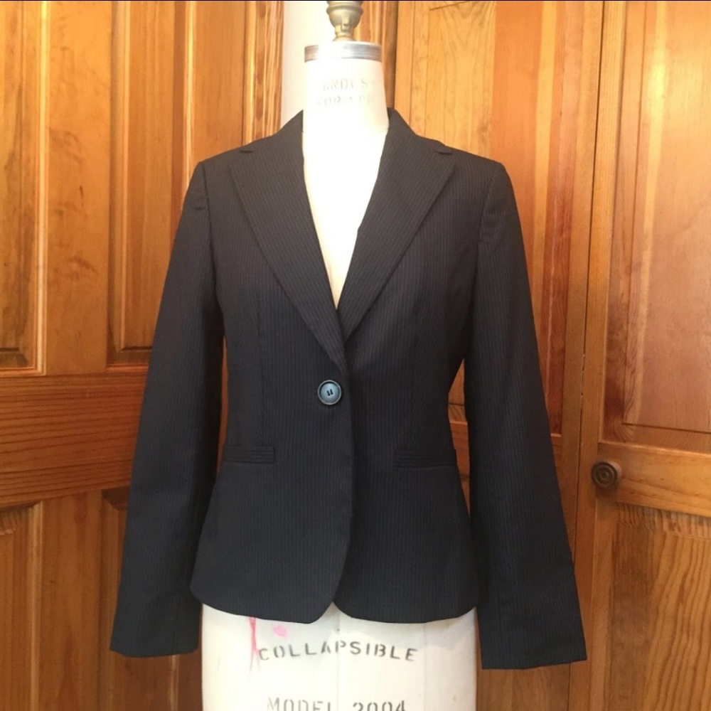 MAKE OFFER Ann Taylor- wool pinstripe blazer